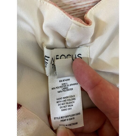 NWT En Focus Women's Soft Light Floral Maxi Dress - 10 - Picture 5 of 14